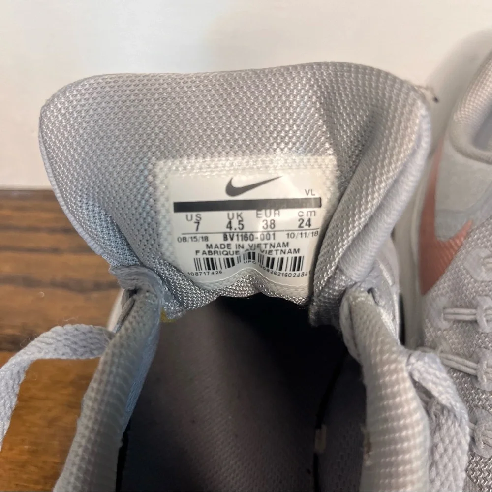 Nike Run Swift Women’s Running Shoes 7 without box - Picture 5 of 10